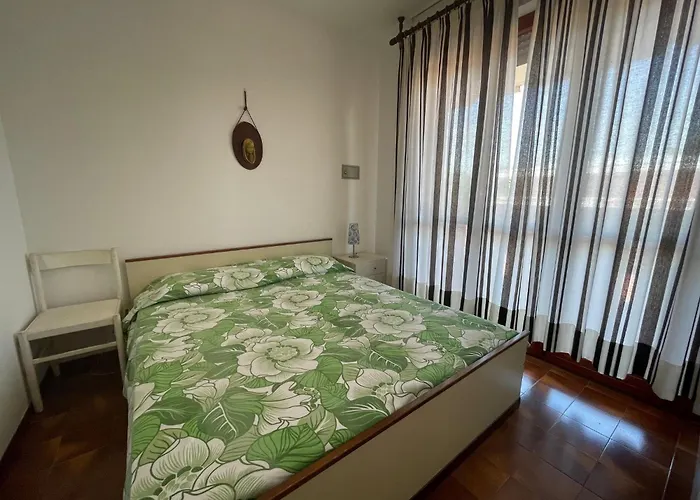 Near Shops And * Bibione